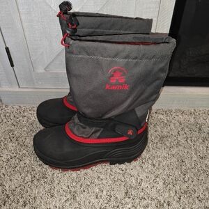 Kamik Kids' Waterbug 5 Insulated Winter Boots Charcoal and Red Size 4 Youth